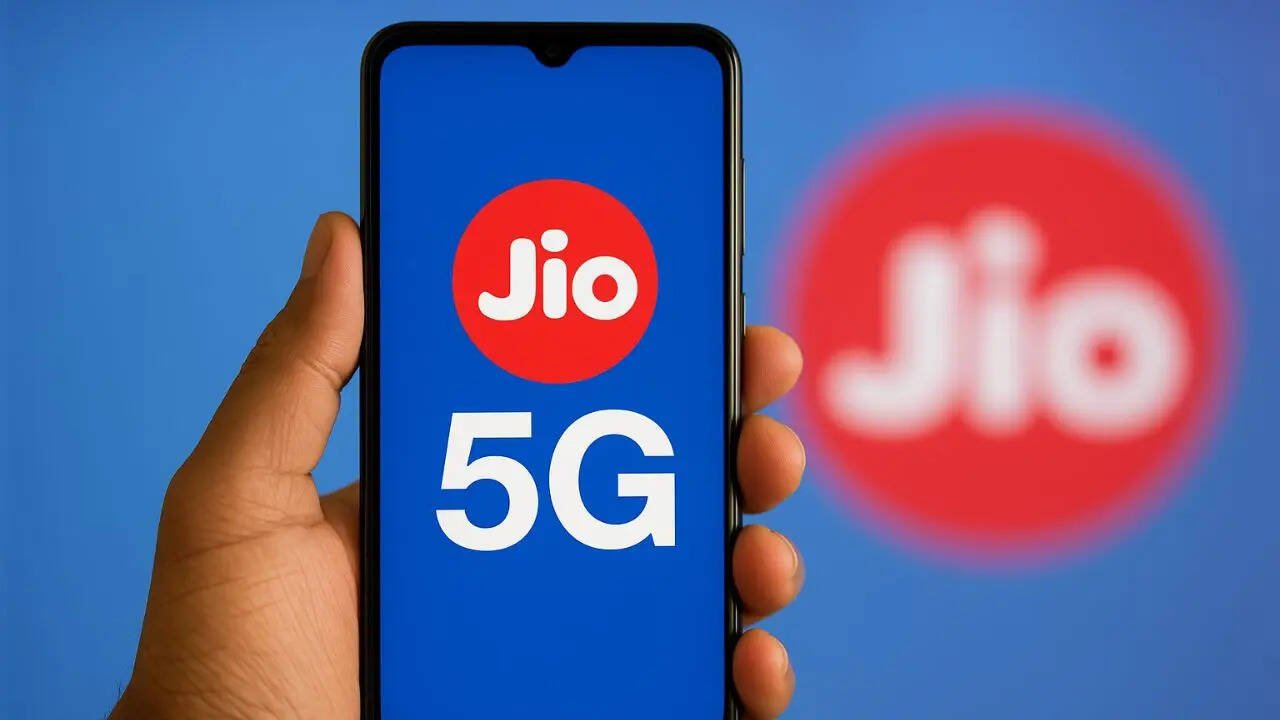 ಜಿಯೋದ ಬಂಪರ್ ಆಫರ್! ₹200ಕ್ಕೆ 15 OTT, 1000 ಟಿವಿ ಚಾನೆಲ್