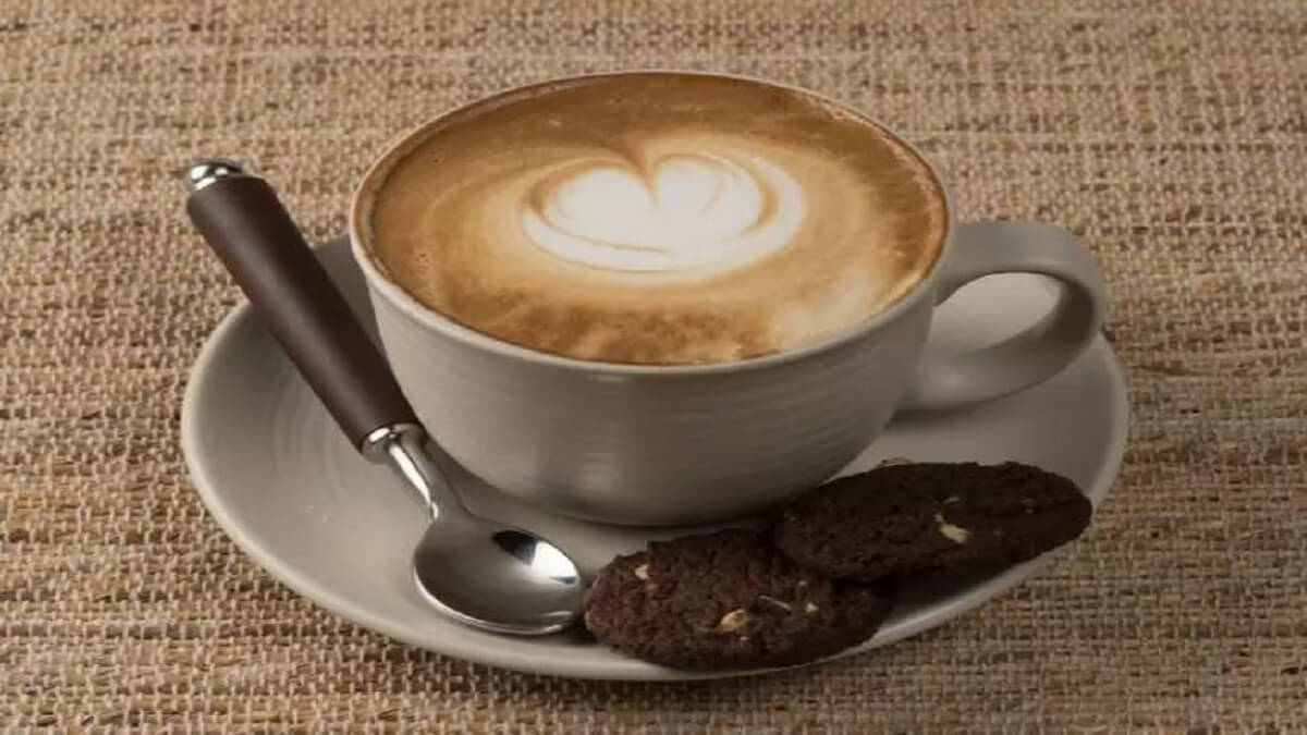 Drinking coffee regularly can reduce risk of heart failure, shows study