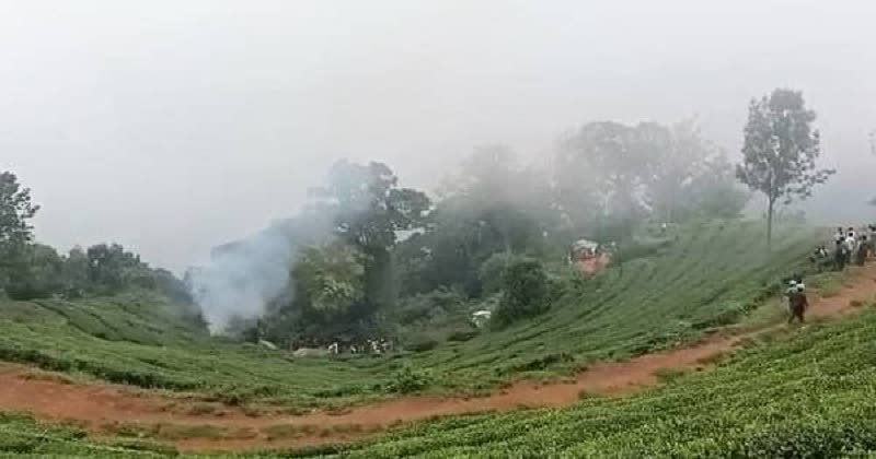 Army chopper crashes 2