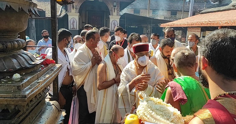 Udupi Shri Krishna, kollur mookambika temple visit govenor Tawar Chand Gehlot