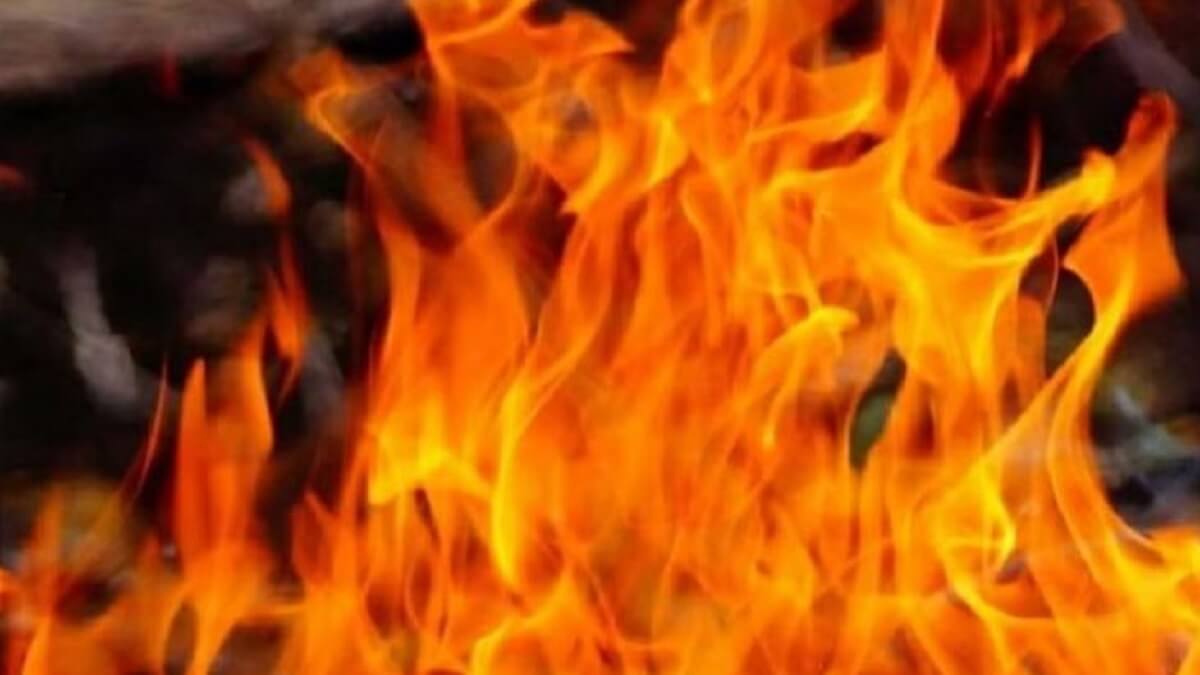 Illegal firecracker godown: 4 dead, 7 seriously injured