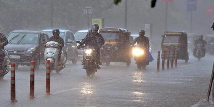 Karnataka Heavy Rain alert Stormy rain in next 3 hours Warning for Udupi Chikkamagalore D K Shivamogga district