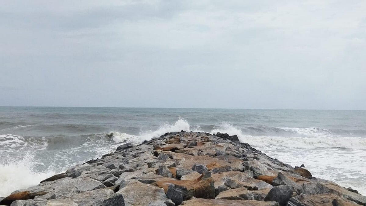 Maravanthe Beach Kundapura fear tourist for Kadalkoreta
