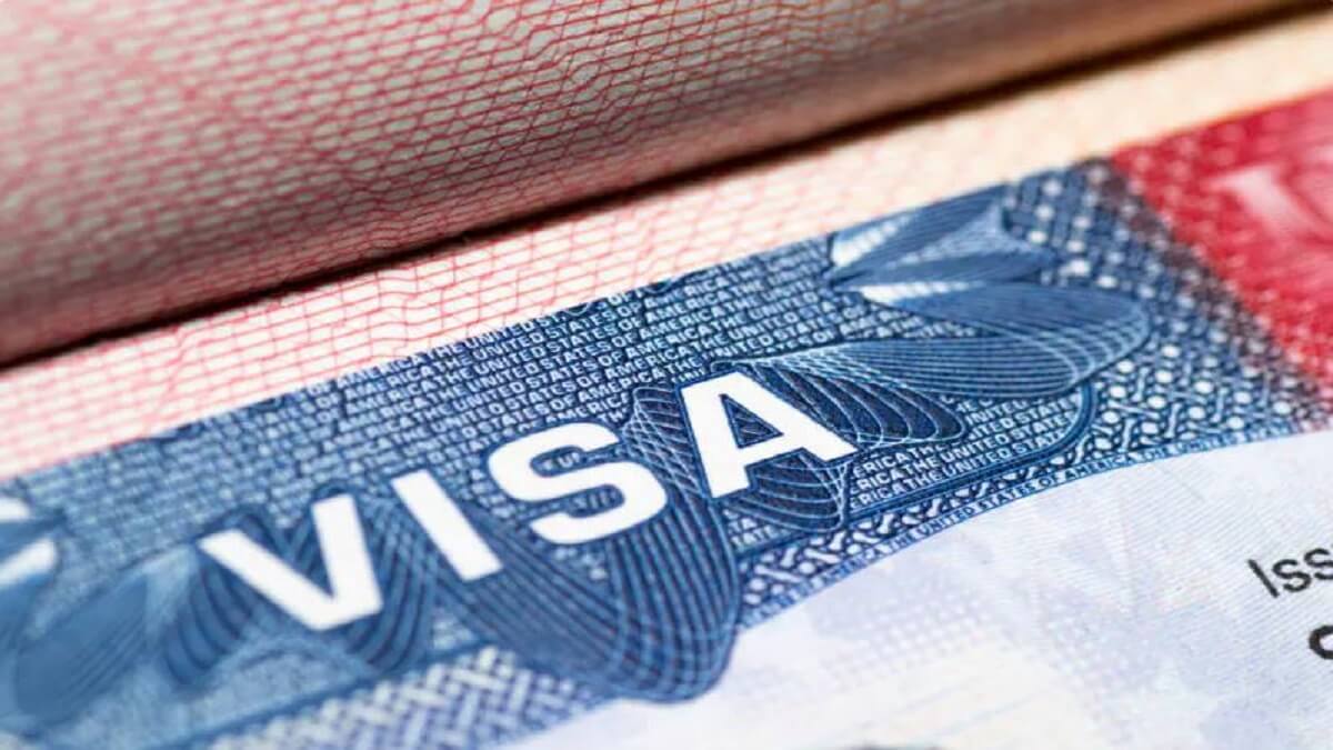 US H-1B visa holders : Good news for those dreaming of foreign work : Canada announces new work permit