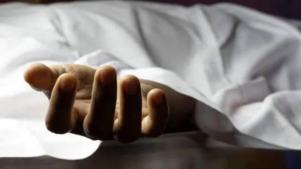 Delhi Crime News : Man beaten to death with a rod for refusing to marry a student