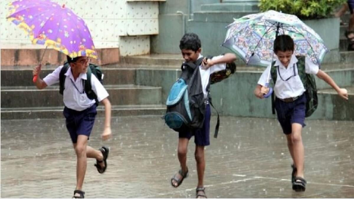 Heavy rain Red Alert School College holiday Declared in Dakshina Kannada