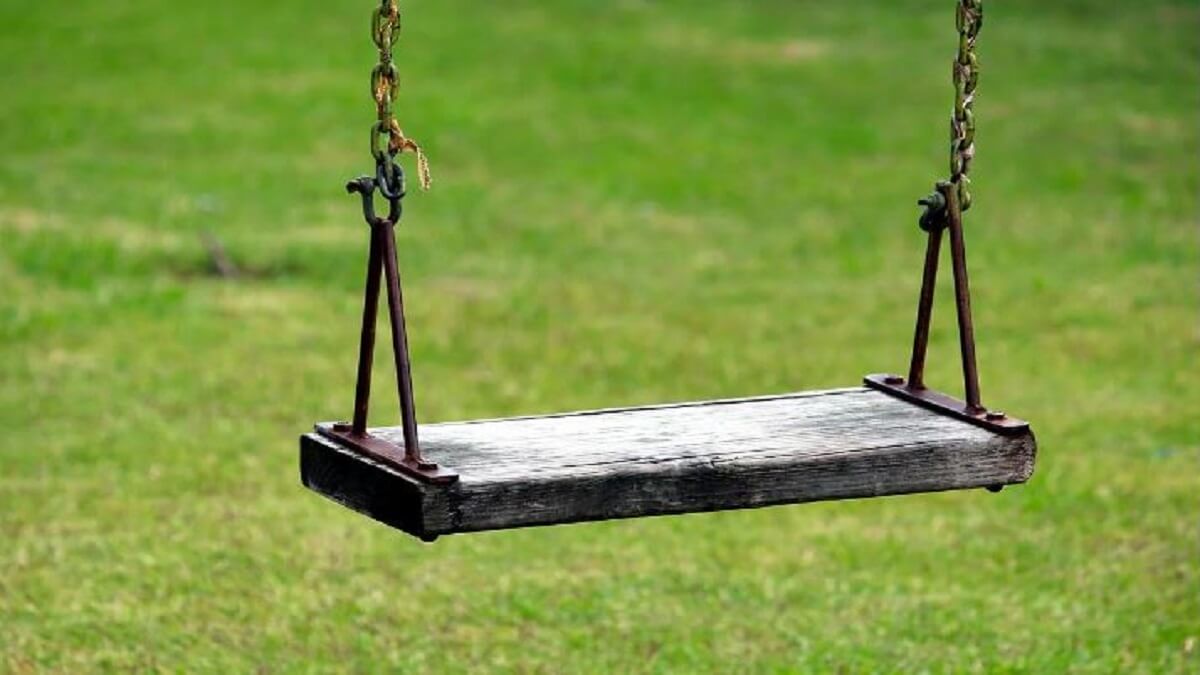 Mangalore News : A boy died after getting caught in a swing rope while playing a game