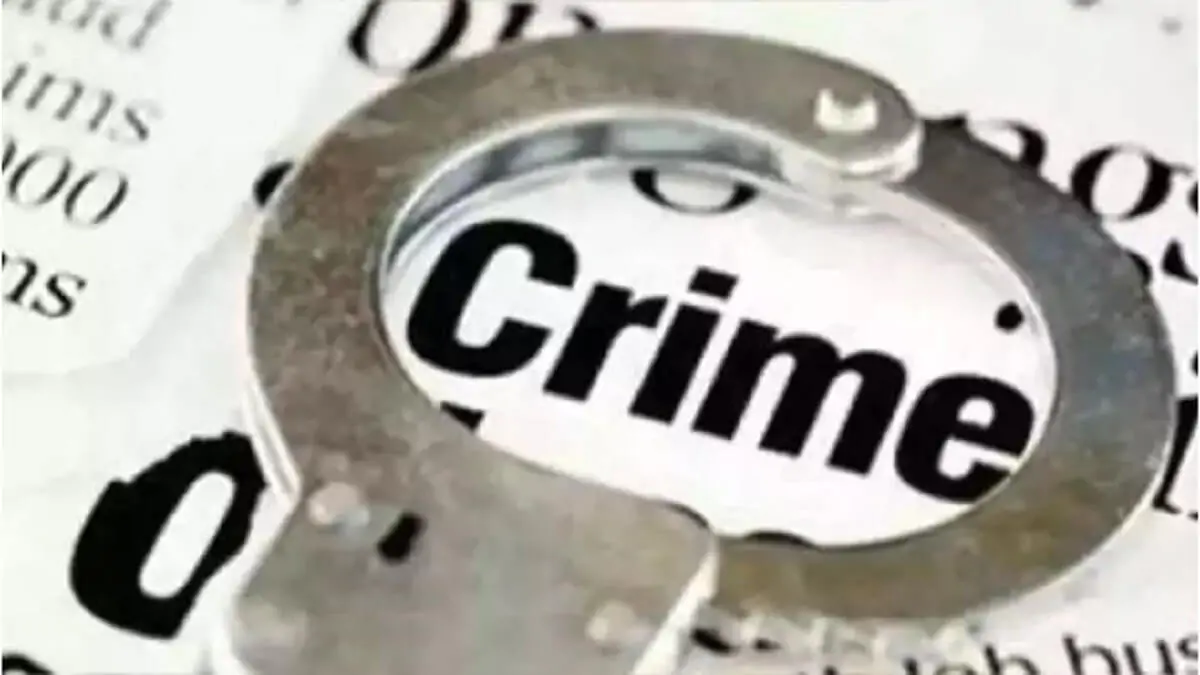 Cochin Airport: Smuggling gold paste worth 25 lakhs hidden in a shoe on the plane: Woman arrested