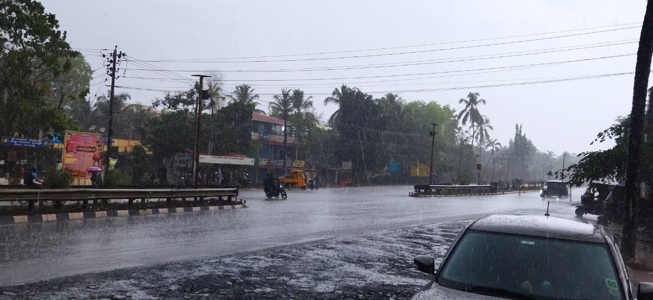Karnataka Weather: Heavy Rain Alert in coastal districts till August 19