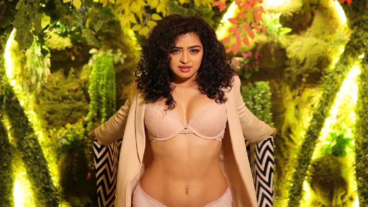 Actress Apsara Rani Photoshoot Goes Viral 