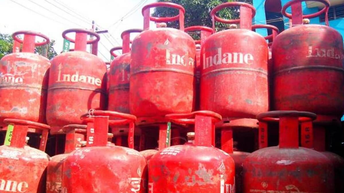 Free LPG connection Ujjwala Yojana 2.0 Good news for poor and middle class free gas for 75 lakh families