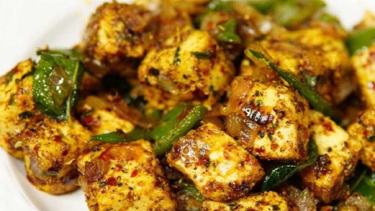 Paneer dish is empty in the wedding house, guest's quarrel Video viral 