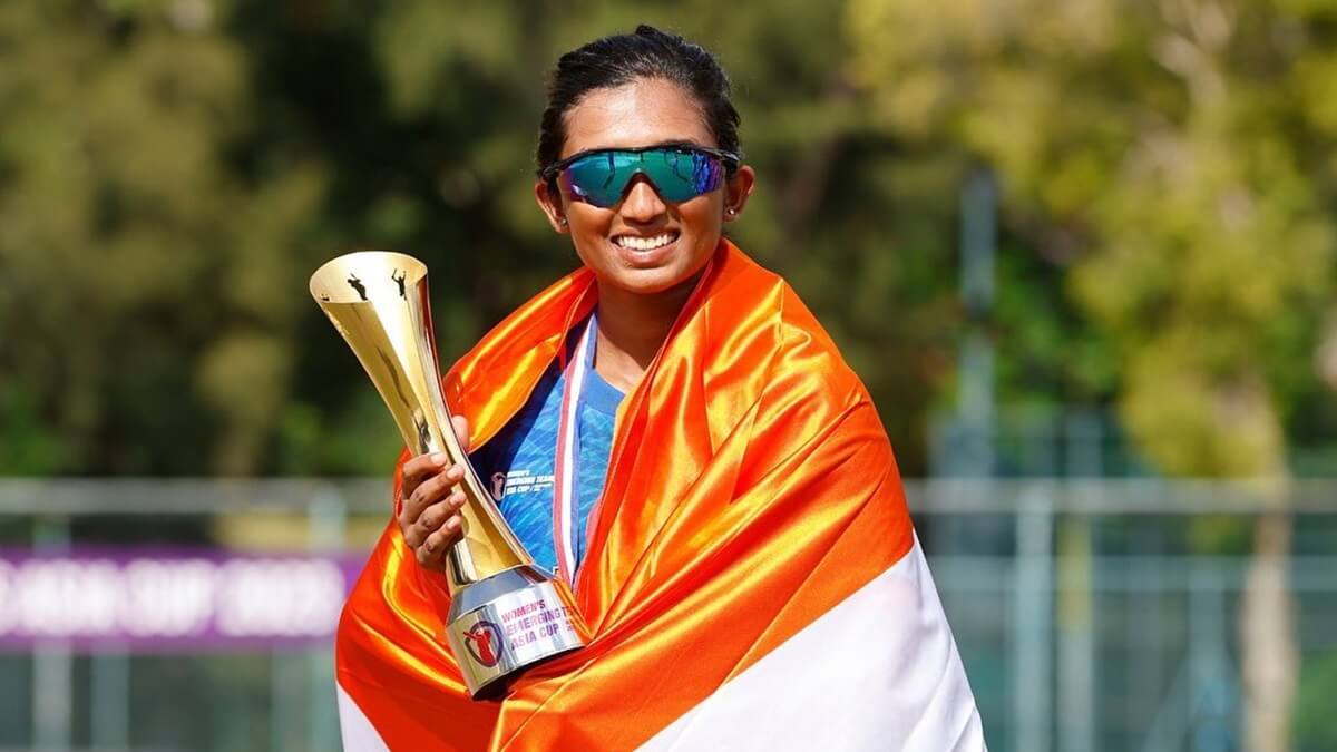 WPL 2024 Auction RCBwho bought 3 players, paid Rs 1.3 crore for Vrinda Dinesh player from Karnataka