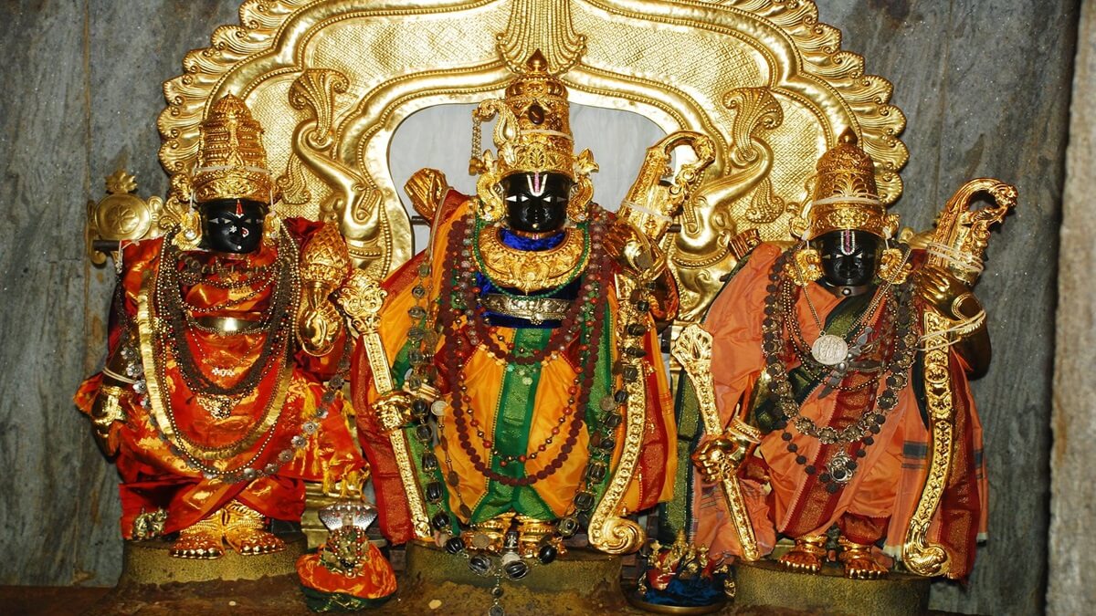 Kote Seetharamanjaneya Temple Shivamogga