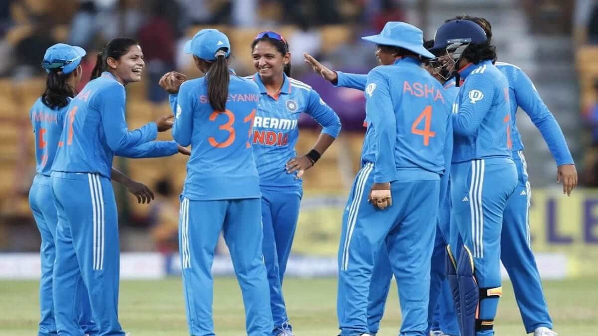 smriti mandhana century and competed 7000 runs in ODI cricket India Women Vs South Africa Women