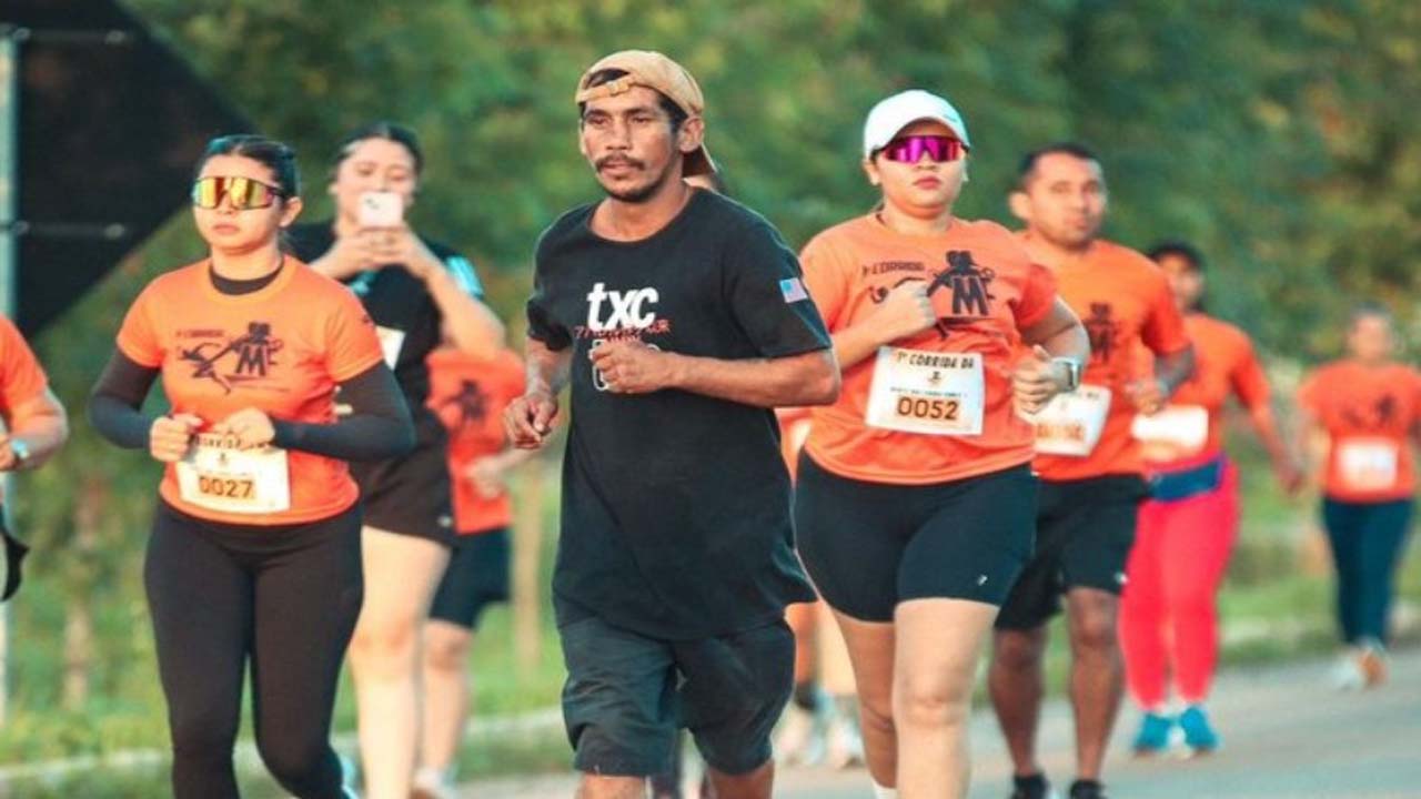 Drunk man wins 8km race this story is very exciting