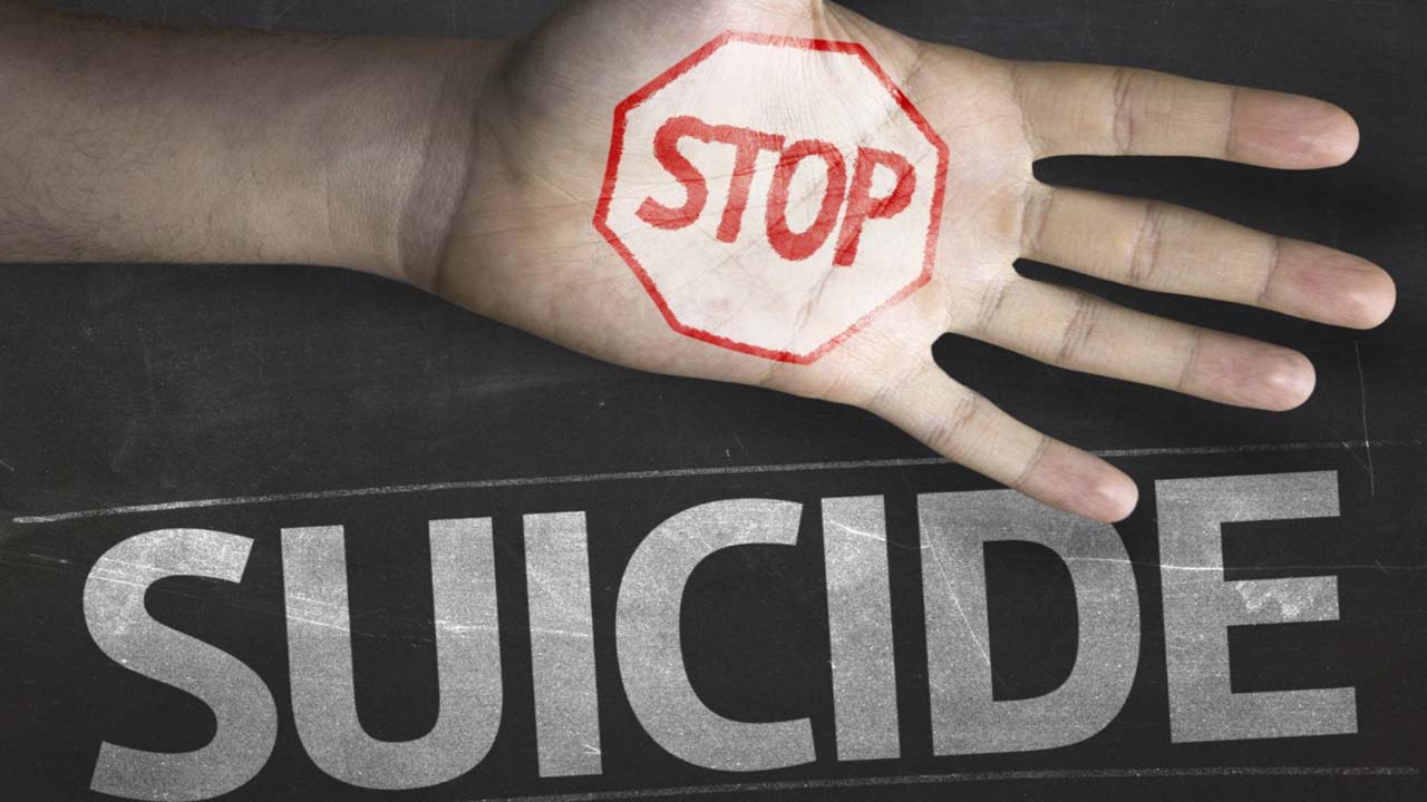Mathura Brothers who failed to repay debt, brother poisons wife and commits suicide himself
