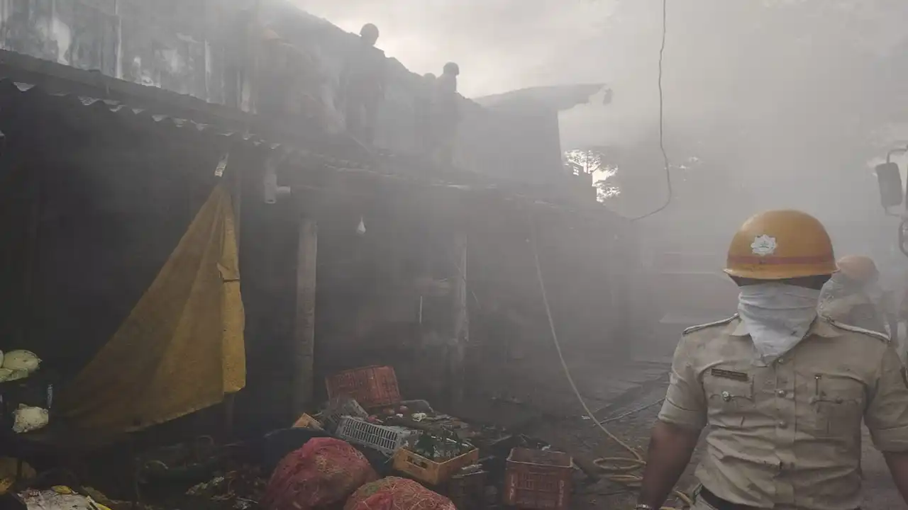 Accident in koteshwara Fire at SLRM unit loss of lakhs of rupees  