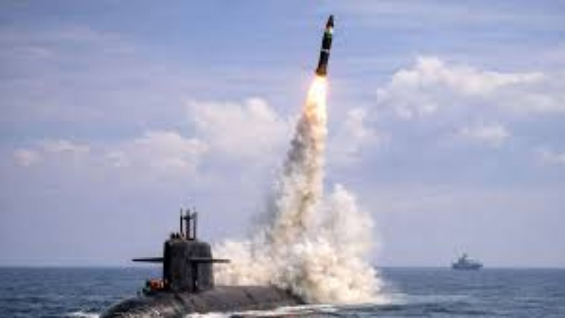 India tests successly launched nuclear powered K-4 missile from INS Arihant