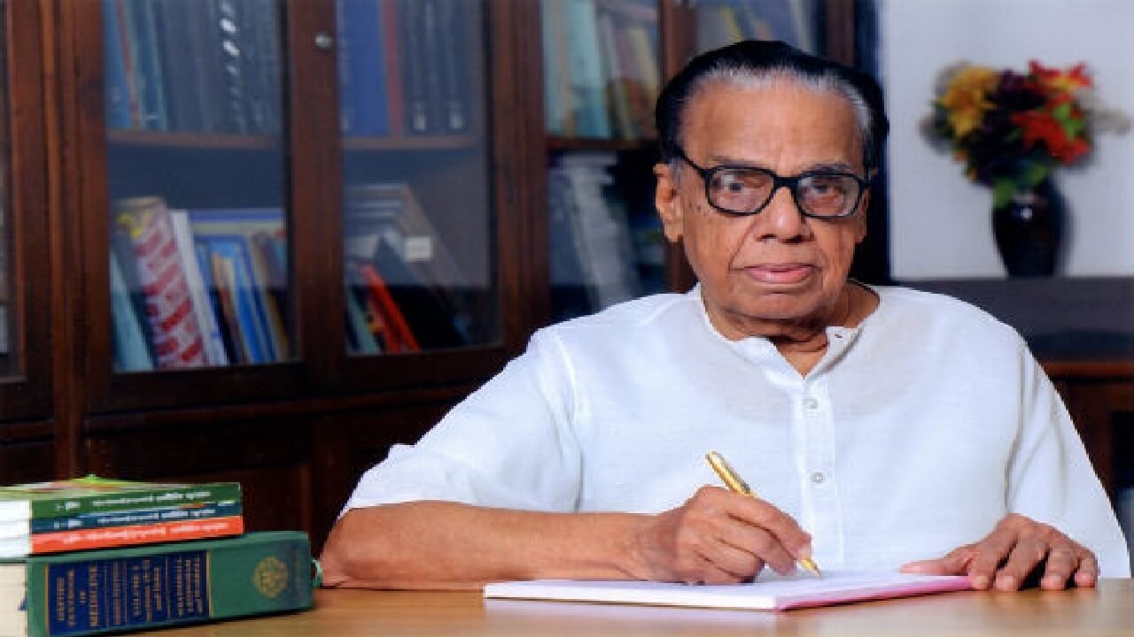 Padma Shri 2026 Dr Hv Hande from Udupi Kota Handattu Honored for Medical Service