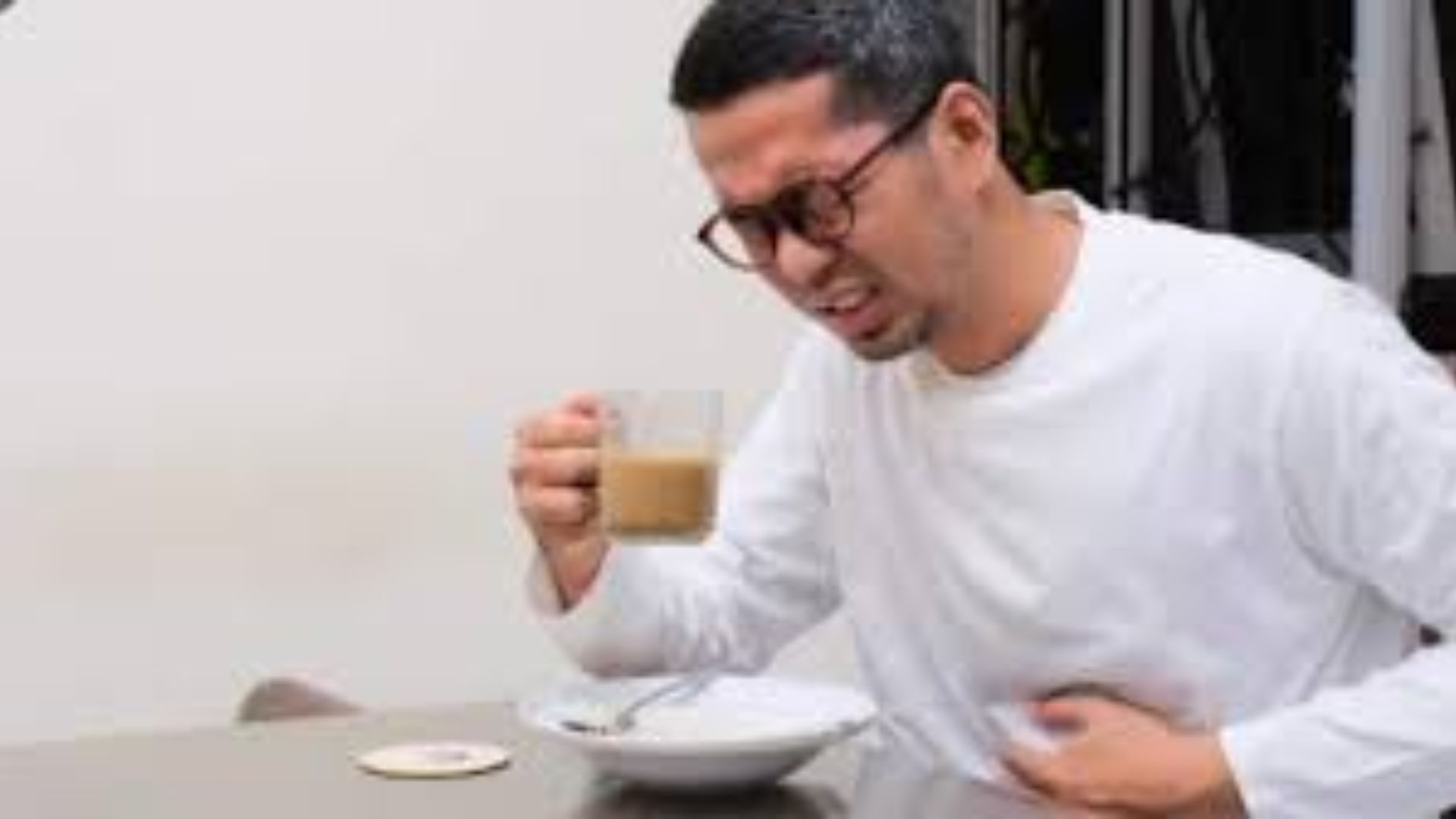 Dont eat these foods in empty stomach in morning