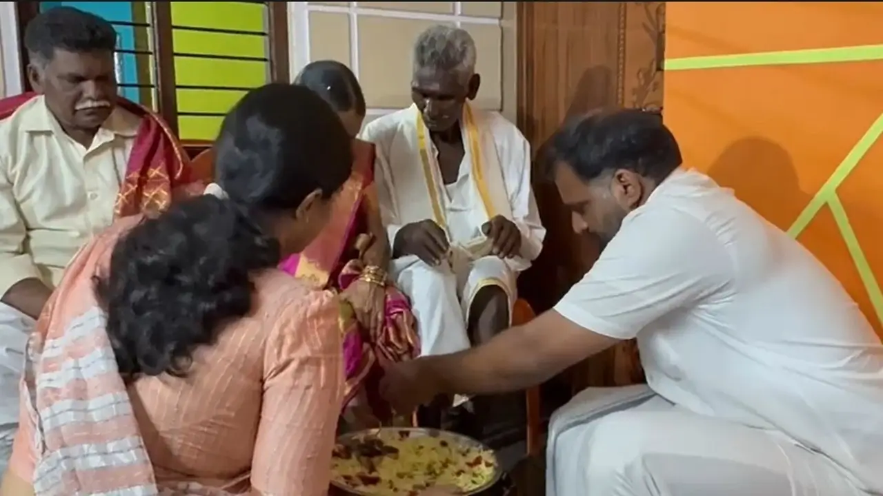 Byndoor BJP MLA Gururaj Gantihole Washes Feet of Dalit Couple in Wins Hearts