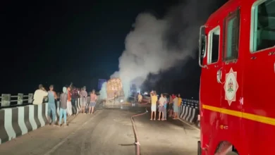 Byndoor truck Loaded with Cattle Feed Engulfed in Flames on NH-66 Bridge Driver Miraculously Escapes