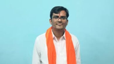 Shirahatti BJP MLA Dr Chandru Lamani caught in Lokayukta trap while accepting 5 lakh bribe by contractor