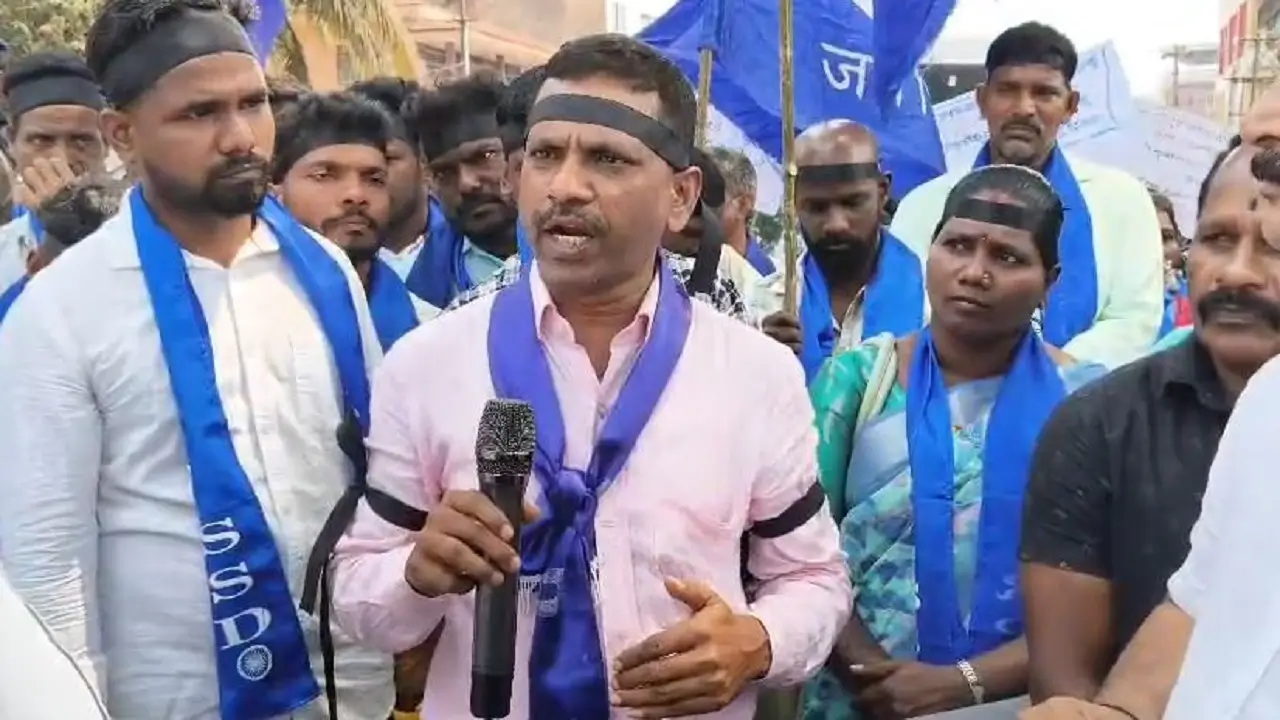 udupi congress office protest samata sainika dala