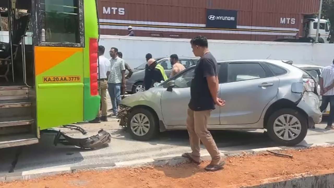 Santhekatte Bus - Car Accident