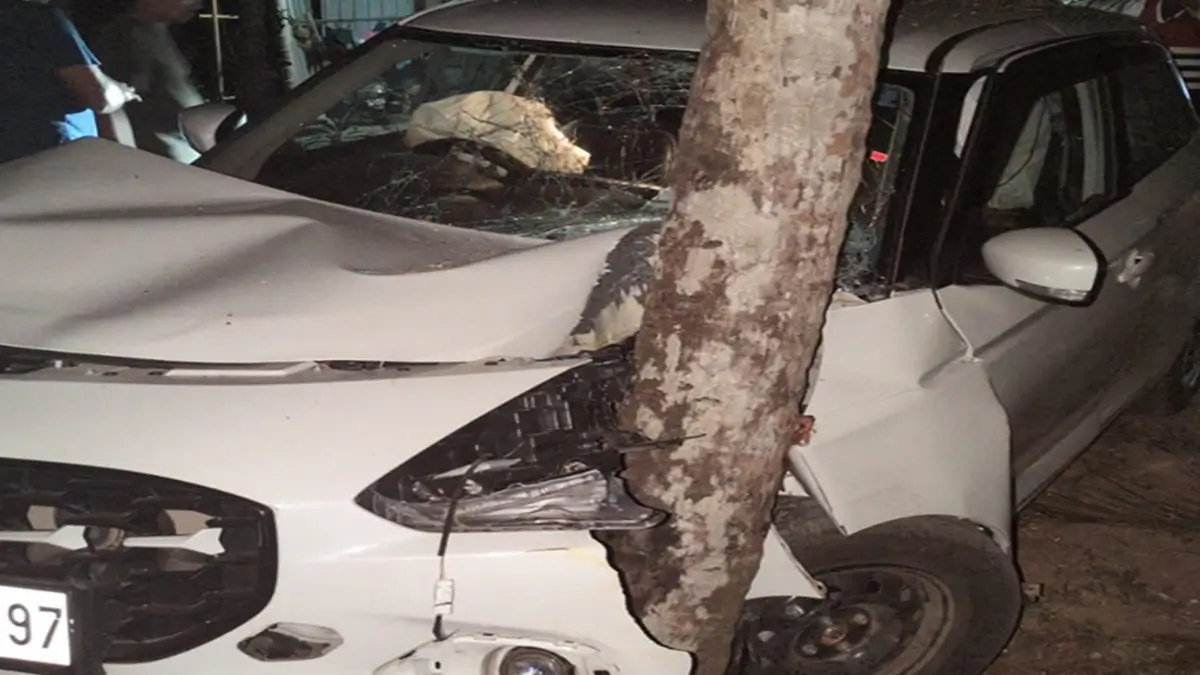 Udupi Kemmannu Car Accident 5 Injured Kannada News