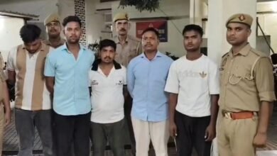 ಪವಿತ್ರ ಗಂಗೆಯಲ್ಲಿ ಬಿಯರ್ ಪಾರ್ಟಿ! ವೈರಲ್ ವಿಡಿಯೋ ಬಳಿಕ ಐವರ ಬಂಧನ