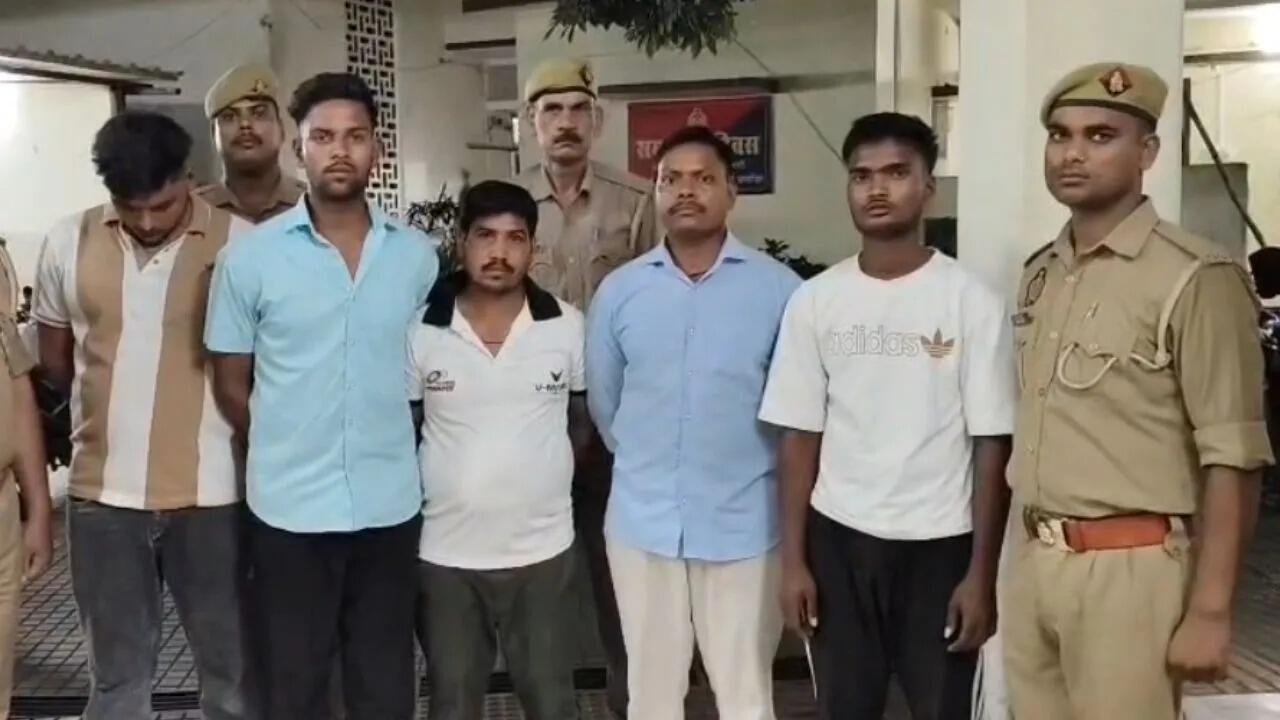 ಪವಿತ್ರ ಗಂಗೆಯಲ್ಲಿ ಬಿಯರ್ ಪಾರ್ಟಿ! ವೈರಲ್ ವಿಡಿಯೋ ಬಳಿಕ ಐವರ ಬಂಧನ