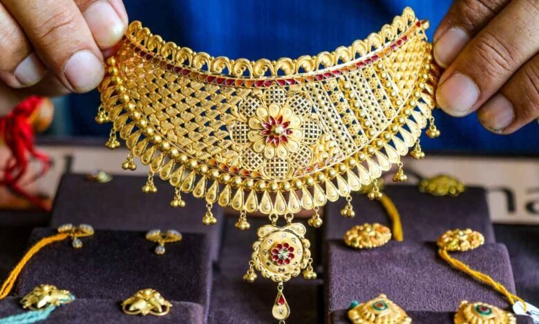 ಆಷಾಢದಲ್ಲಿ ಗೋಲ್ಡ್ ರೇಟ್ ಇಳಿಕೆಯಾಗುತ್ತದೆಯೇ? ಮಾರುಕಟ್ಟೆ ತಜ್ಞರು ಹೇಳಿದ್ದೇನು?