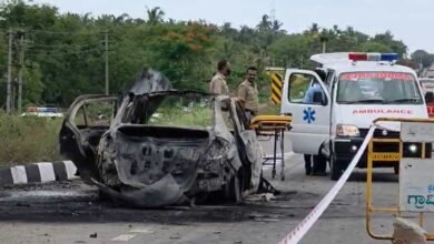 ಪ್ರೇಮ ವೈಫಲ್ಯದ ಅಂತ್ಯ ದುರಂತದಲ್ಲಿ, ಕಾರಿನಲ್ಲೇ ನಾಡಬಾಂಬ್ ಸ್ಫೋಟಿಸಿಕೊಂಡ ಯುವಕ