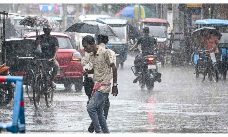 7 ಜಿಲ್ಲೆಗಳಿಗೆ ಯೆಲ್ಲೋ ಅಲರ್ಟ್, ಬೆಂಗಳೂರಿನಲ್ಲಿ ಭಾರಿ ಮಳೆ ಸಾಧ್ಯತೆ