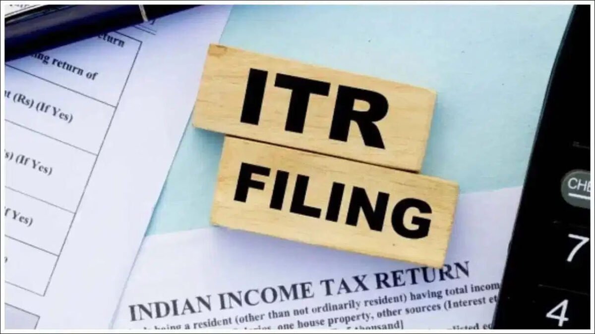 4 ಲಕ್ಷಕ್ಕಿಂತ ಕಡಿಮೆ ಆದಾಯಕ್ಕೂ ITR ಸಲ್ಲಿಸಬೇಕಾ? ತಿಳಿಯಿರಿ ಹೊಸ ನಿಯಮ