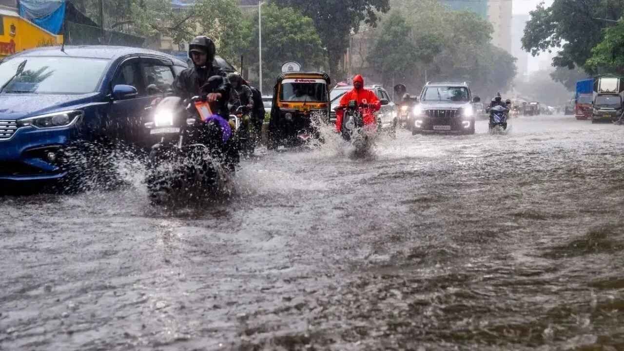 ಇಂದು ಕರ್ನಾಟಕದ 8 ಜಿಲ್ಲೆಗಳಲ್ಲಿ ಮಳೆಯ ಅಬ್ಬರ; ಯೆಲ್ಲೋ ಅಲರ್ಟ್ ಘೋಷಣೆ