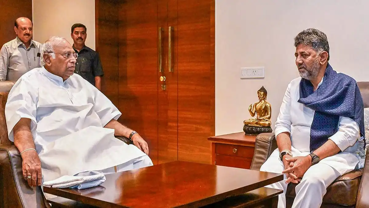 ಕರ್ನಾಟಕದಲ್ಲಿ ಮತ್ತೆ ಶುರು ಸಂಪುಟ ಸರ್ಕಸ್ : ಮುಂದಿನ ವಾರ ಸಂಪುಟ ವಿಸ್ತರಣೆ ಫಿಕ್ಸ್