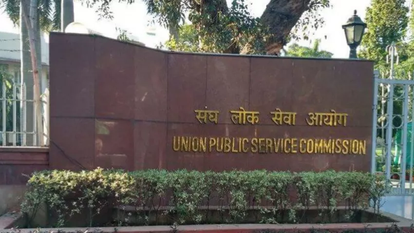 UPSC Recruitment 2022 67 Posts Check Eligibility Application Fee Here