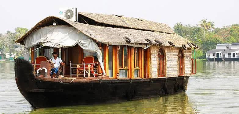 Boat House 4