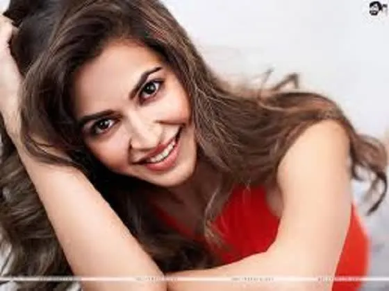 Kriti Kharbanda Latest Photo3