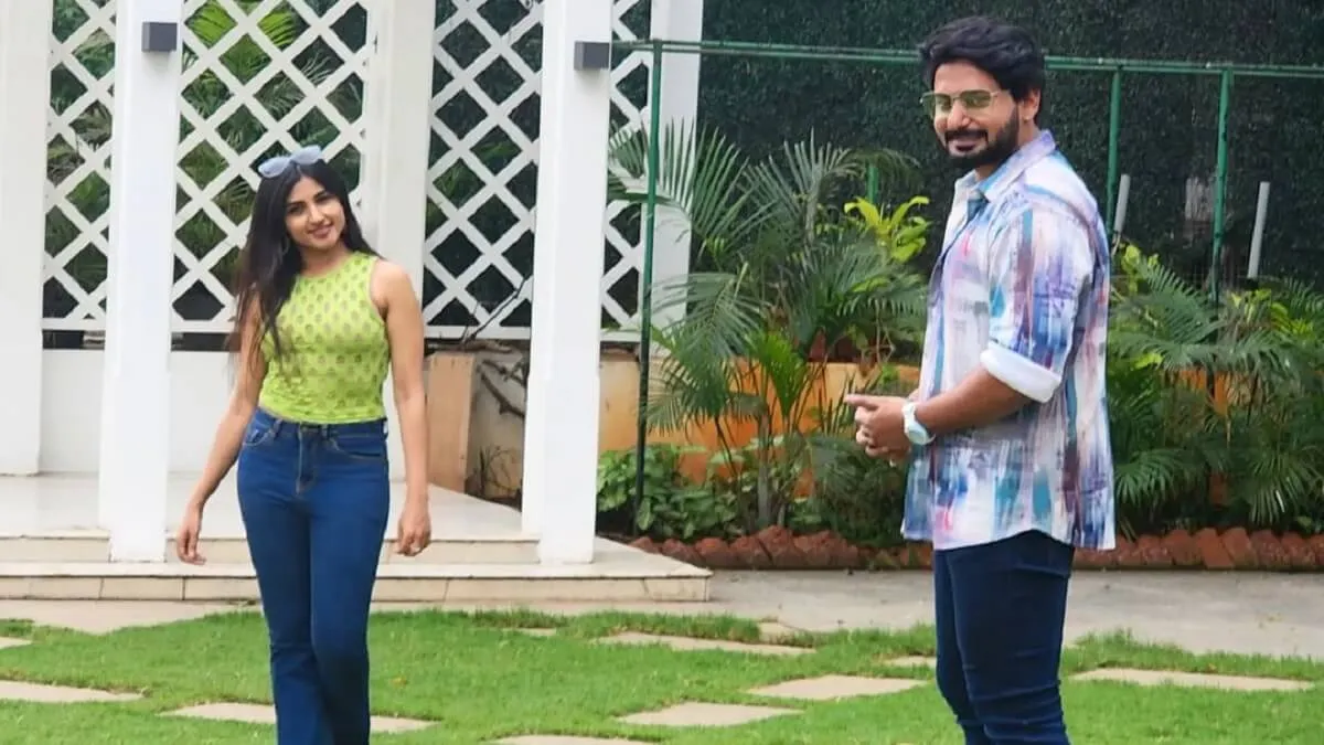 Actor Prajwal Devaraj Wife Ragini Photoshoot as a Parvathi in Ganesh Chaturthi 2