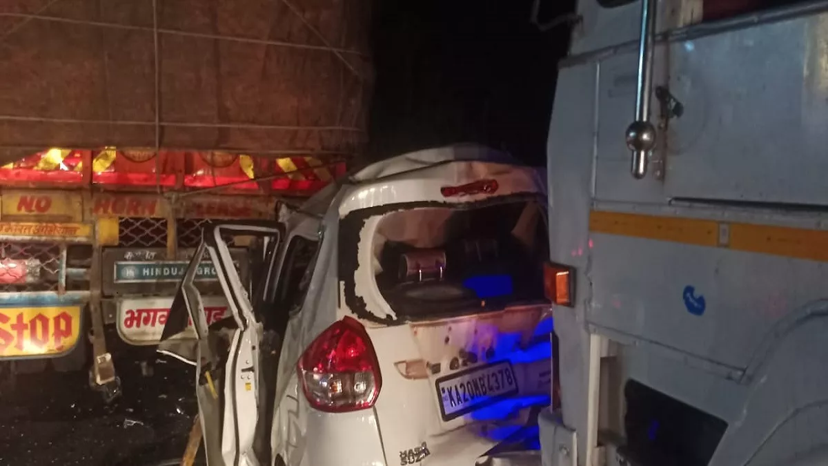 Maruti Suzuki Ertiga and 2 Lorry Accident in Kota Udupi, Family saved by Chitrapadi Mariyamma Temple miracle