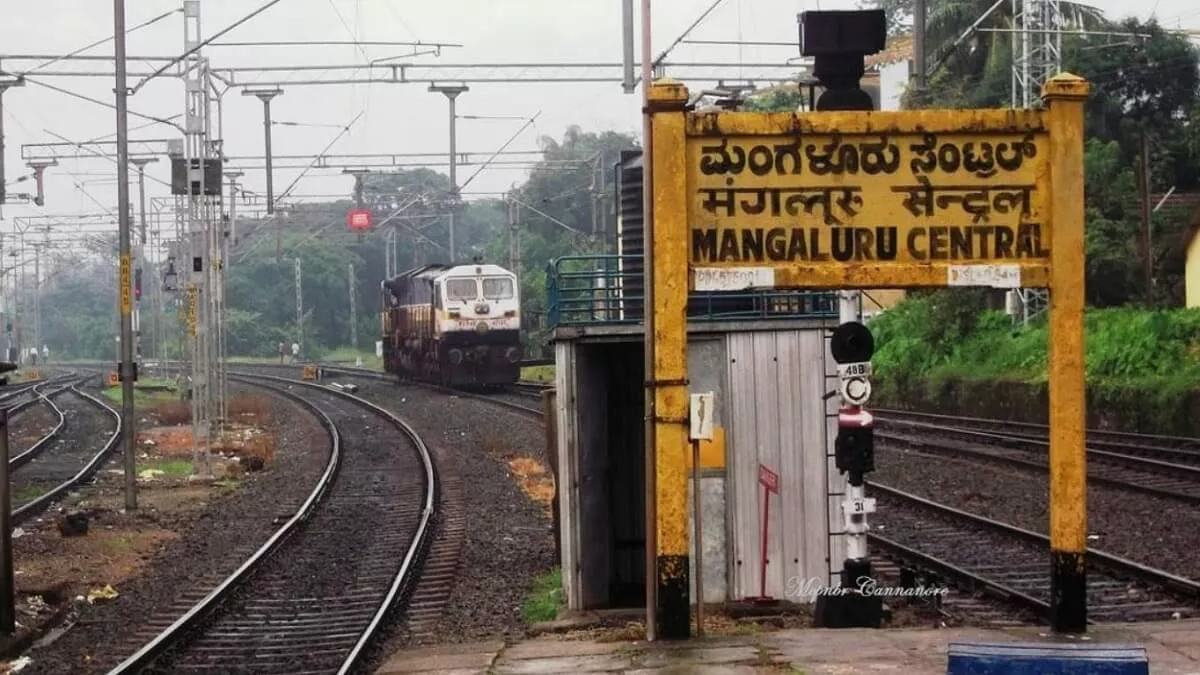 Vande Bharat Express train reached Mangalore: Goa  to Mangalore trial run from today, Prime Minister's drive on December 30