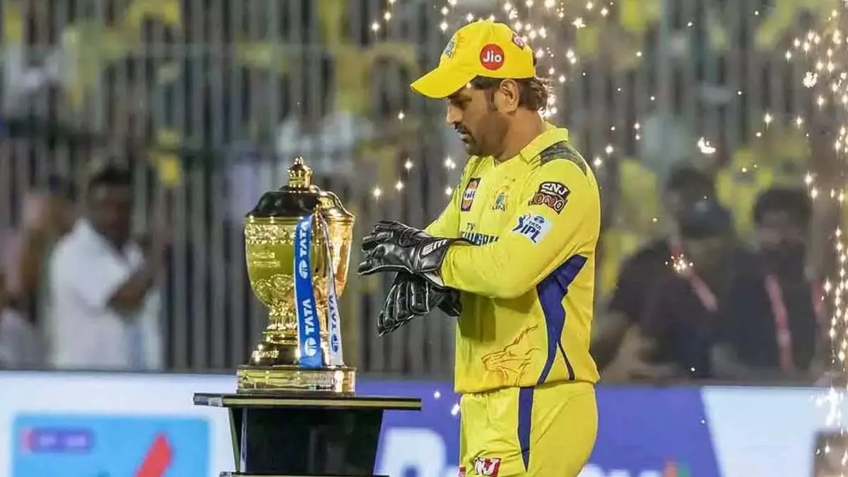 MS Dhoni retires for IPL Suresh Raina hinted at Legends League Cricket