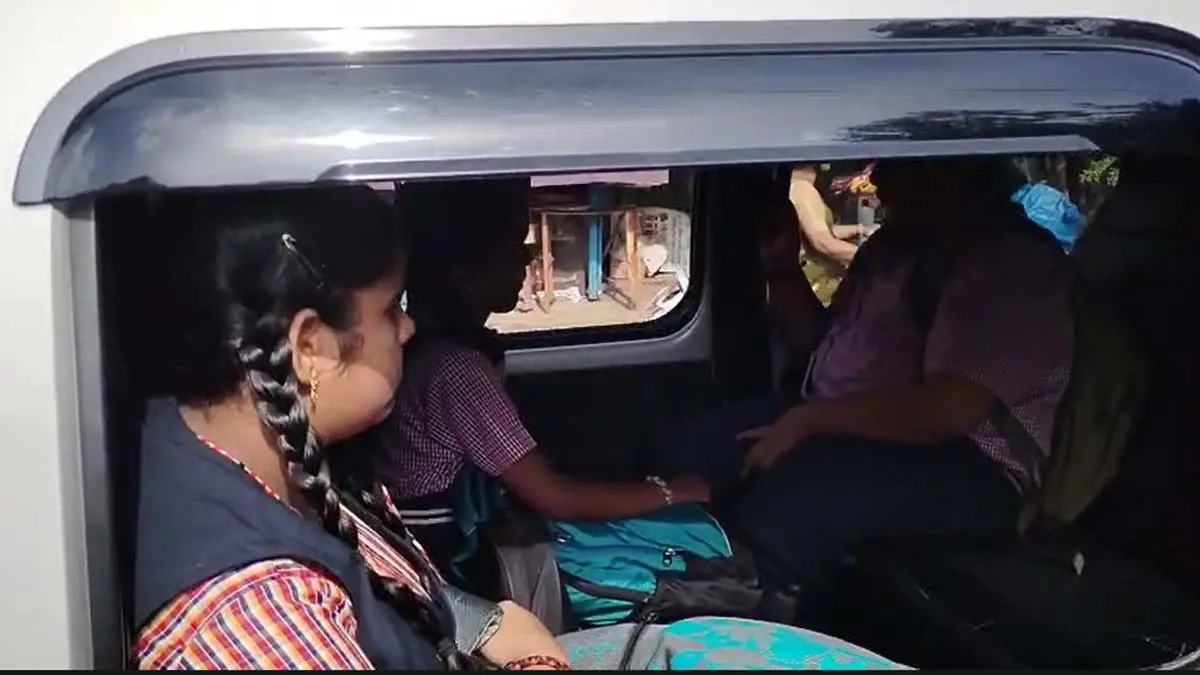 Udupi Police warning against school vehicles in Kannada News